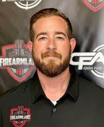 Travis Fender's Instagram, Twitter & Facebook