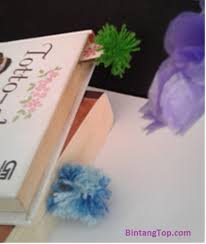 0 ratings0% found this document useful (0 votes). Pembatas Buku Bookmark Kece Dari Bahan Sederhana Bintangtop Com Dunia Ide Dan Kreativitas Tanpa Batas