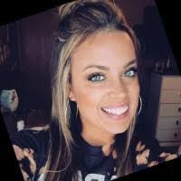 Sarah Diggs's Instagram, Twitter & Facebook