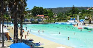 11 properties for sale in castanheira de pêra, portugal. A Piscina De Ondas De Castanheira De Pera Abre Este Sabado