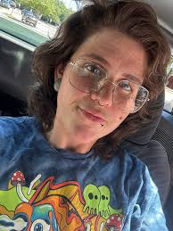 Recommendations for haircuts and restaurants in Saginaw?