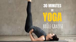 30 Minutes De Yoga Pour Bruler Les Graisses Yoga Pour Maigrir Yoga Facile Et Yoga Pour Debutants