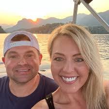 Lisa Womer's Instagram, Twitter & Facebook