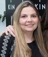 Peruana de productos de belleza Aruma (propiedad del Grupo Lindcorp) abrió  su primera tienda en Colombia