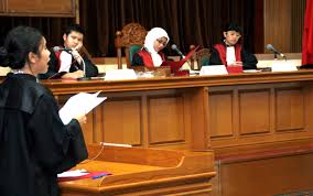 Dari sekian banyak universitas di bandung seperti institut teknologi bandung, upi bandung, dan universitas padjadjaran, lima di begitu juga dengan unpad walau tidak memiliki fakultas khusus untuk teknik, unpad memiliki beberapa jurusan teknik yang tersebar di berbagai jurusan seperti Hukum Universitas Padjadjaran
