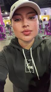 Emily Roque's Instagram, Twitter & Facebook