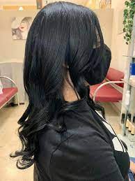 Avere però i capelli medi è. I Capelli Neri Mossi Dal Vanita Uomo Donna Vintagebarber Facebook