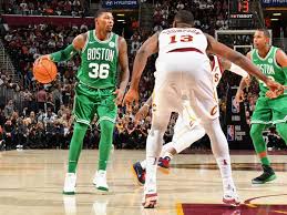 The injury, while it looks bad was on deadspin. Gordon Hayward Injury How The Celtics Can Survive Sports Illustrated