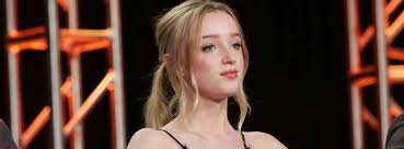 Phoebe attended cheadle hulme school. Phoebe Dynevor Age Instagram Boyfriend Net Worth 2020