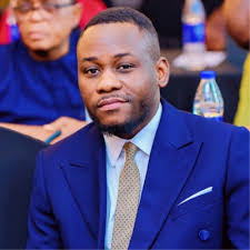 THE AMAZING 8 SURPRISED ME Some of you already know that I love calling my  recently graduating project students, the amazing eight! That's because the  eight of them secured grade A in