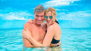 «io non sono contro gli omosessuali, la mia lorella cuccarini, addio a la vita in diretta, i colleghi la difendono: Lorella Cuccarini Happy With Her Husband Announces It Officially Begins Archyde