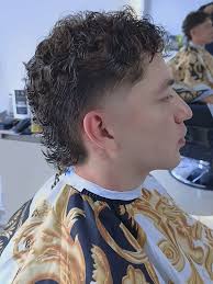 Ondulación Permanente para Hombre: Todo lo que Necesitas