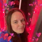 Danielle Deshong's Instagram, Twitter & Facebook