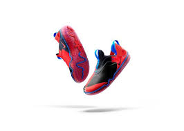 Check Out Nike S New Ground Up Design For Medical Workers New Shoes Nike Design Nike Air Zoom