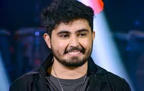 Manso e Orquestra Sinfônica Jovem de Goiás fazem show no Teatro Goiânia