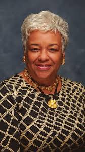 Sandra Mcduffie's Instagram, Twitter & Facebook