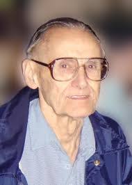 Donna Ballinger's Instagram, Twitter & Facebook