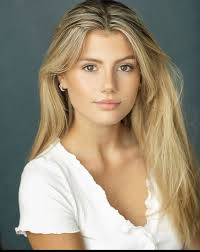 Emma Dunleavy (emmadunleavy99)