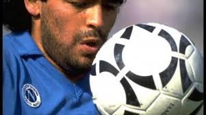 MORTO ARMANDO ALIBERTI L´ARTIGIANO CHE HA CURATO LE SCARPETTE DEI  CALCIATORI DEL NAPOLI DA MARADONA AI GIOCATORI DI OGGI