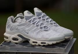 Footwear Clothing On Instagram Nike Tn Snow Leopards Sold Nike Airmax Nikeairmax Tn Niketn Vintage Airmax90 Nike Tn Nike Nike Air Max