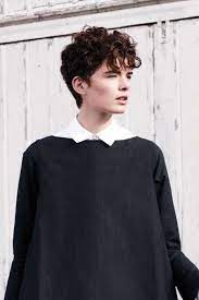 Smash gender norms with neutral short hairstyles for square faces like the sweeping quiff. Androgynous Hairstyles 2015 Google Search Hair Styles 2014 Androgynous Hair Short Hair Styles 2014