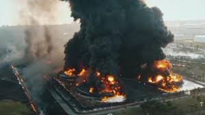 Pertamina pastikan pasokan bbm ke masyarakat aman pasca kebakaran di kilang minyak pt pertamina ru vi di balongan, indramayu, jawa barat, senin (23/20. Ismipvqf Omgkm