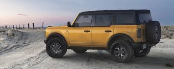 It seems that more than a few prospective bronco owners are also interested in towing things with their shiny new suv, and judging by ford's official specifications, that shouldn't be. 2021 Ford Bronco Towing Capacity Ford Bronco Tow Package Specs