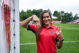 Rebecaaaaaaaaaaaaaaaaaaaaa caderno não é comidaaaaaaaaa. Vitoria Almeida Reforca A Equipa Feminina Sporting Clube De Braga