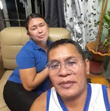 SEPARATION PAY NA 1/2 MONTH PER YEAR OF SERVICE. ANG 6 MONTHS AY  IKOKONSIDERANG 1 TAON PARA SA COMPUTATION. KUNG MAS MABABA SA 2 YEARS ANG  SERBISYO NG EMPLEYADO, 1 MONTH ANG