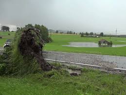 Stundenlanger starkregen setzte die hauptstadt unter wasser. Gewitter Hagel Und Sturm Unwetter Chaos Bei Murnau Bilder Zeigen Das Ausmass Murnau