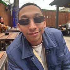 Megan Holmgren (@NutMeg_2)