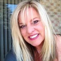 Shelly Dumas's Instagram, Twitter & Facebook