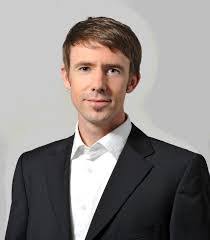 Michael Konig's Instagram, Twitter & Facebook