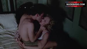 Meryl Streep Hot Scene – SophieS Choice (1:55) | NudeBase.com