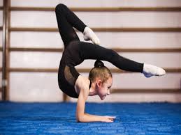 الفرق بين تمارين الجمباز للرجال والنساء. 5 ÙÙˆØ§ÙŠØ¯ Ù„Ù„Ø¬Ù…Ø¨Ø§Ø² Ø¹Ø´Ø§Ù† ØµØ­Ø© Ø£Ø·ÙØ§Ù„Ùƒ ØªØ¹Ø±Ù Ø¹Ù„ÙŠÙ‡Ø§ Ø§Ù„ÙŠÙˆÙ… Ø§Ù„Ø³Ø§Ø¨Ø¹