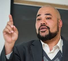 Muhammad Malik's Instagram, Twitter & Facebook