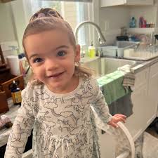 Jenny Ozug and Ray Lima's Wedding Website