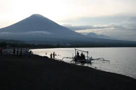 Arabic dutch english french german italian japanese korean spanish. Amed Wikitravel