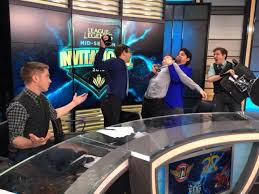 Kitsunenotenshi Someone Draw Your Squad Like This Pls Shitorin Can You Do This For Me Pls Draw The Squad Drawing Meme Draw Your Oc