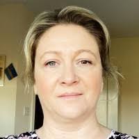 Eva Roche's Instagram, Twitter & Facebook