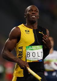 Nhiều người lu&ocirc;n nghĩ Usain Bolt sinh ra l&agrave; để chạy, nhưng thực tế th&igrave; ho&agrave;n  to&agrave;n ngược lại. Anh bị vẹo cột sống (scoliosis) &ndash; một t&igrave;nh trạng khiến  xương sống