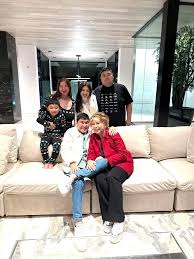 April 22, 2025 – Habang naka-recess pa ang Senado, pinulong ni Sen. Idol Raffy  Tulfo bilang Chairperson ng Senate Committee on Public Services at Vice  Chairman ng Committee on Labor and Employment