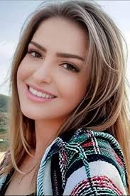 Just enjoying the sun🌞, smelling the wind🌬, watchin the birds 🐦