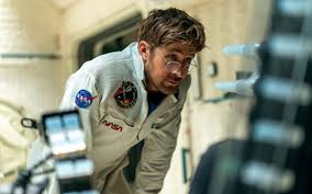 Novo filme de Ryan Gosling mantém sequência rara de 17 anos nos cinemas