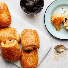 41 Chocolate Valentine S Day Desserts Chocolate Croissant French Dessert Recipes Chocolat Recipe