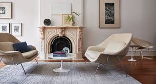 Additional items available by phone the items below are available through our home design shops, please call to purchase. Saarinen Low Table Knoll International Kleintisch Saarinen Low Table Knoll International