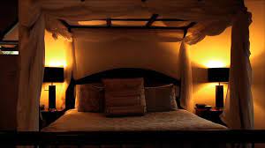 So choose this romantic canopy bed to give your loved on the best. Romantic 4 Poster King Size Bed Guests Love Being Able To Flickr