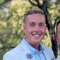 Sam Stauffer's Instagram, Twitter & Facebook