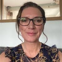 Pam Whiting's Instagram, Twitter & Facebook