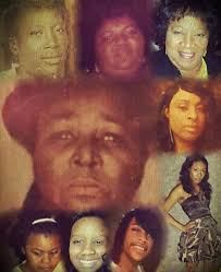 Karen Walker could be a direct descendant of one of the Golden Girls. 😂